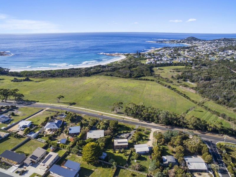 120 Tasman Highway, Bicheno TAS 7215