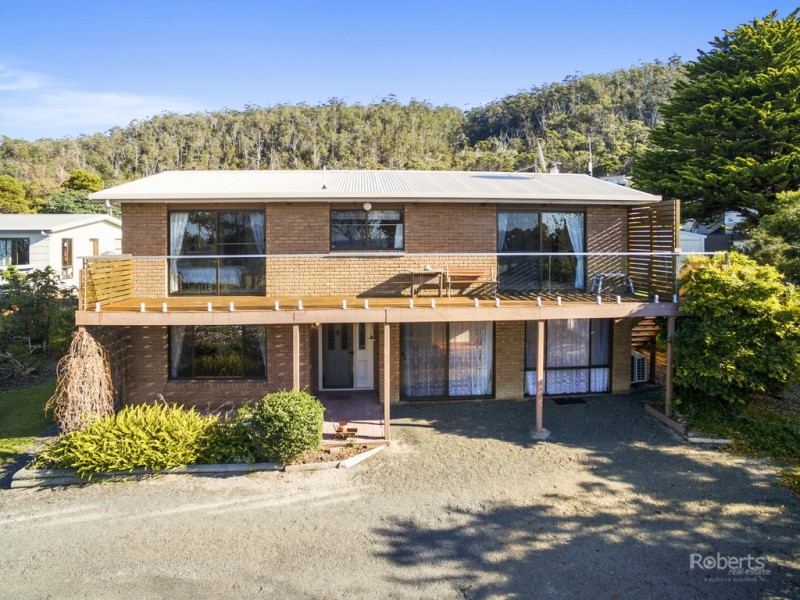 120 Tasman Highway, Bicheno TAS 7215