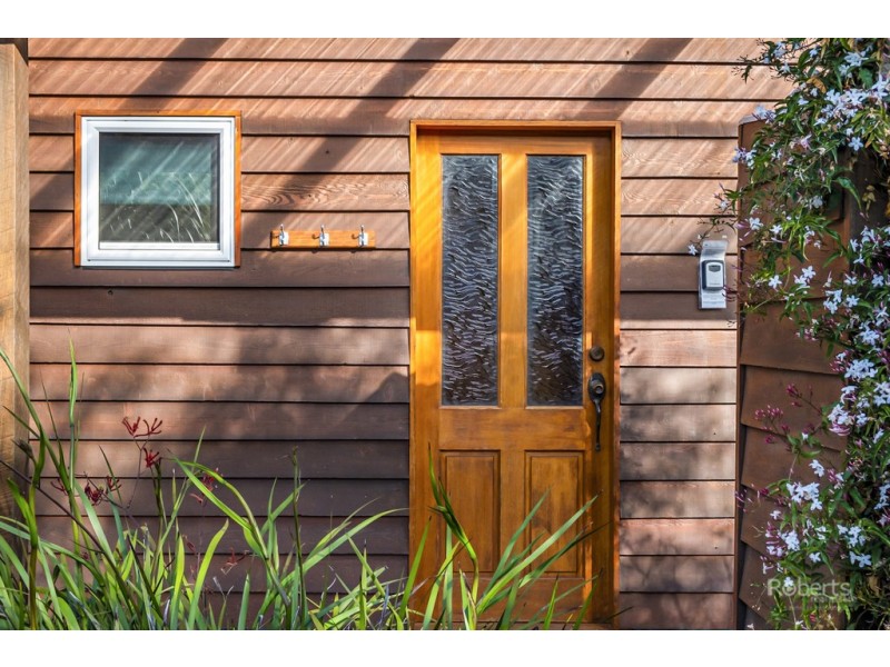 31 Hazards View Drive, Coles Bay TAS 7215