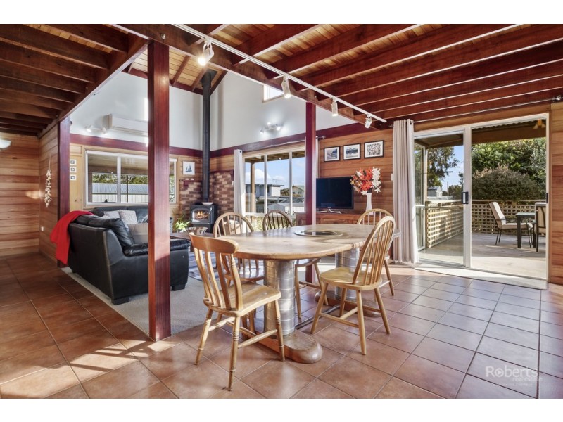 31 Hazards View Drive, Coles Bay TAS 7215