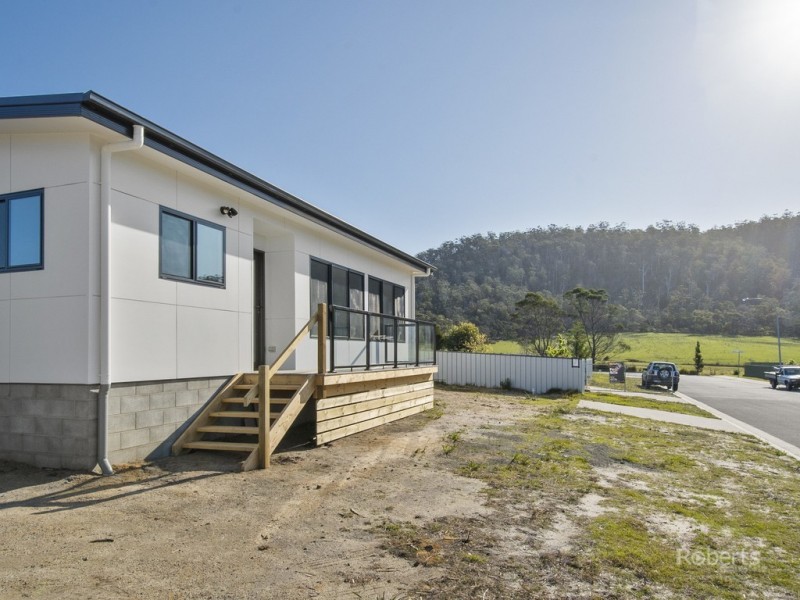 2 Wallace Avenue, Bicheno TAS 7215