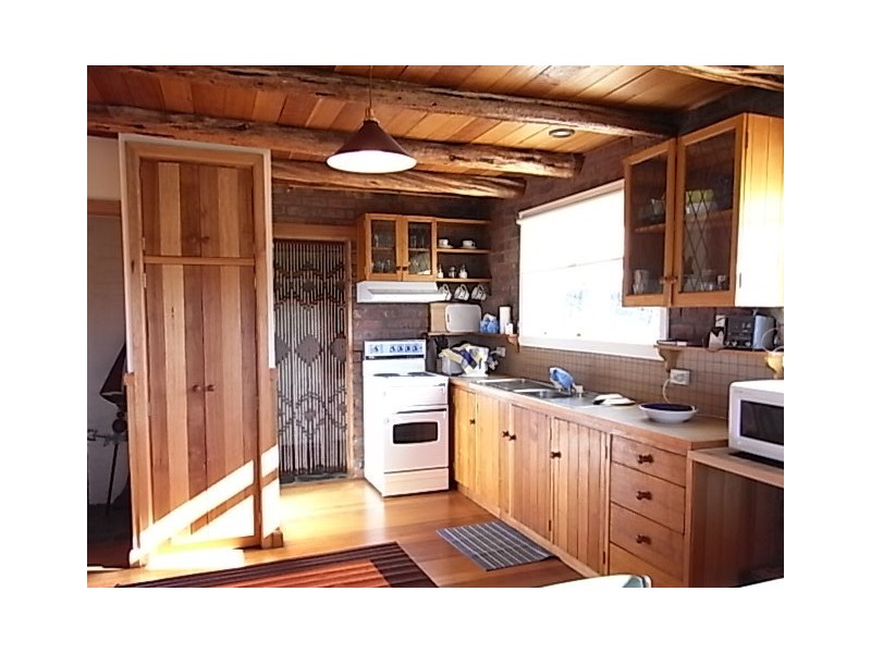 11885 Tasman Highway, Swansea TAS 7190
