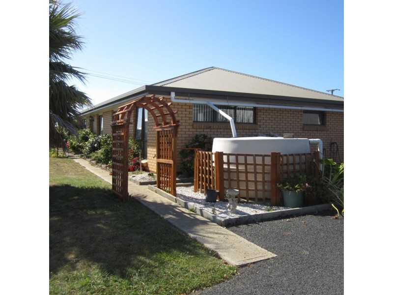 1 Meredith Court, Swansea TAS 7190