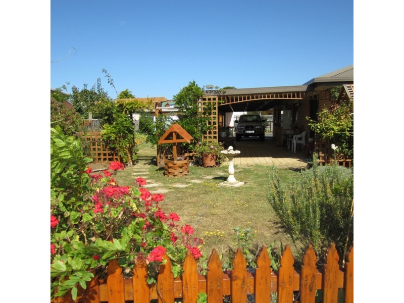 1 Meredith Court, Swansea TAS 7190
