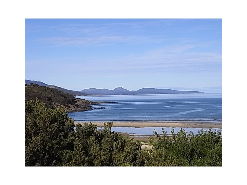 144 Swanwick Drive, Coles Bay TAS 7215