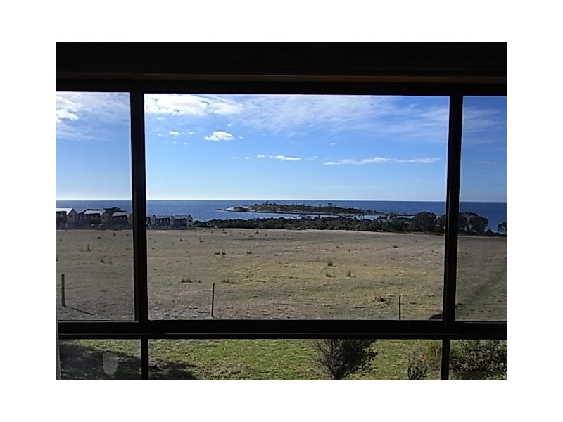 63 Tasman Highway, Bicheno TAS 7215