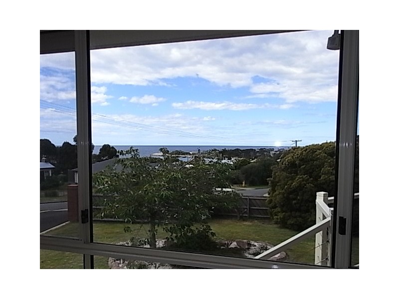 1 Levy Street, Bicheno TAS 7215