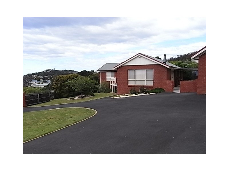 1 Levy Street, Bicheno TAS 7215