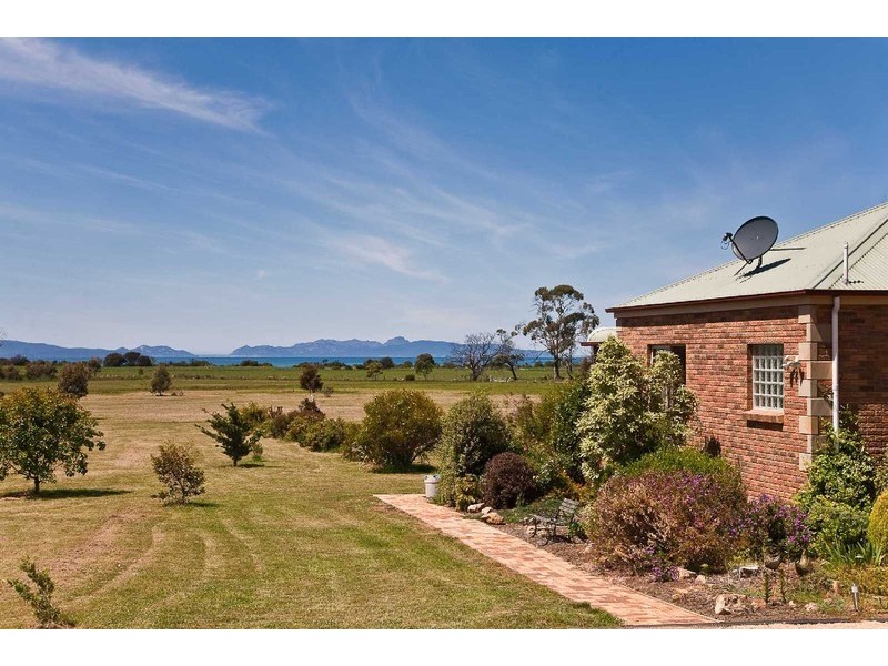 67 Old Spring Bay Road, Swansea TAS 7190