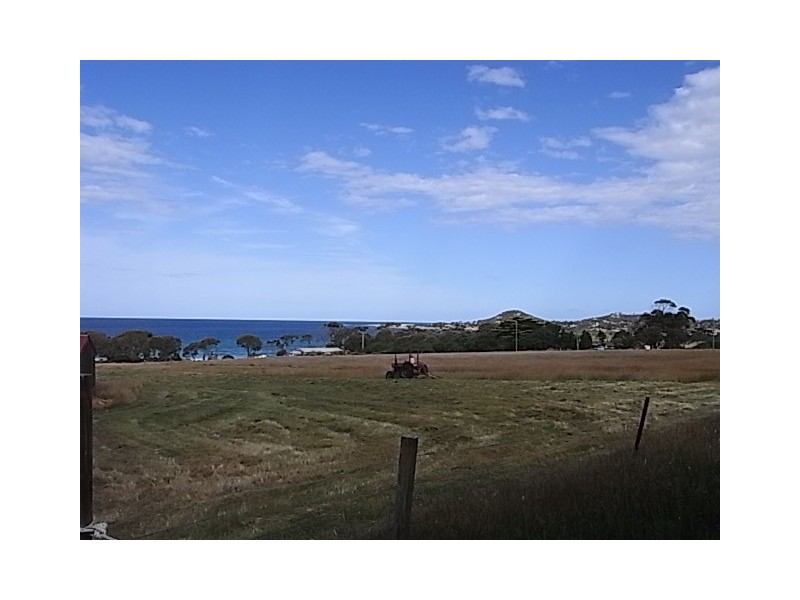 Lot 1/63 Tasman Highway, Bicheno TAS 7215