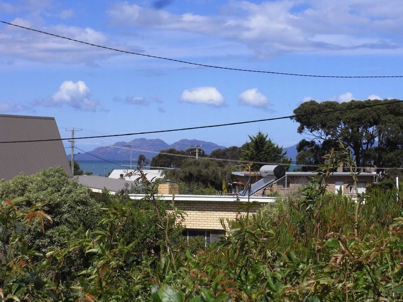 1 Sunny View Avenue, Swansea TAS 7190
