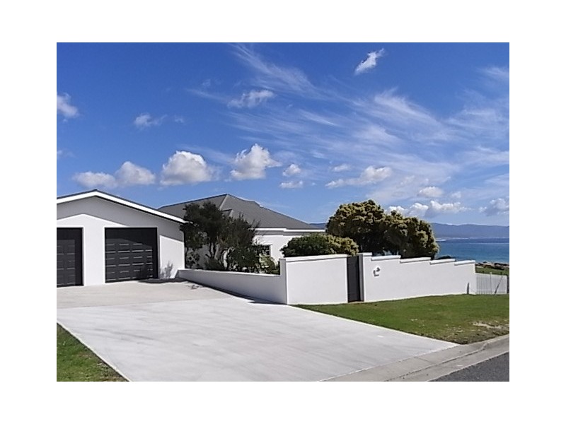 4 Jetty Road, Bicheno TAS 7215