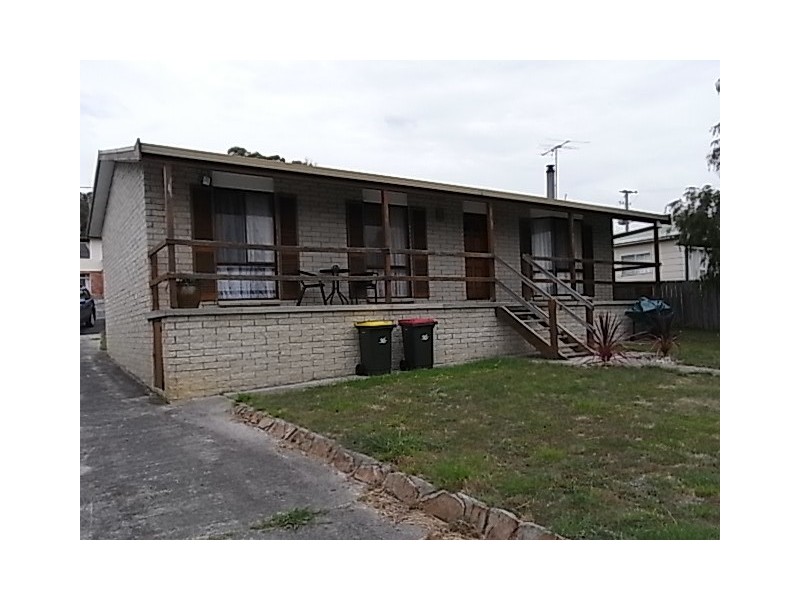 13 Makepeace Ave, Bicheno TAS 7215