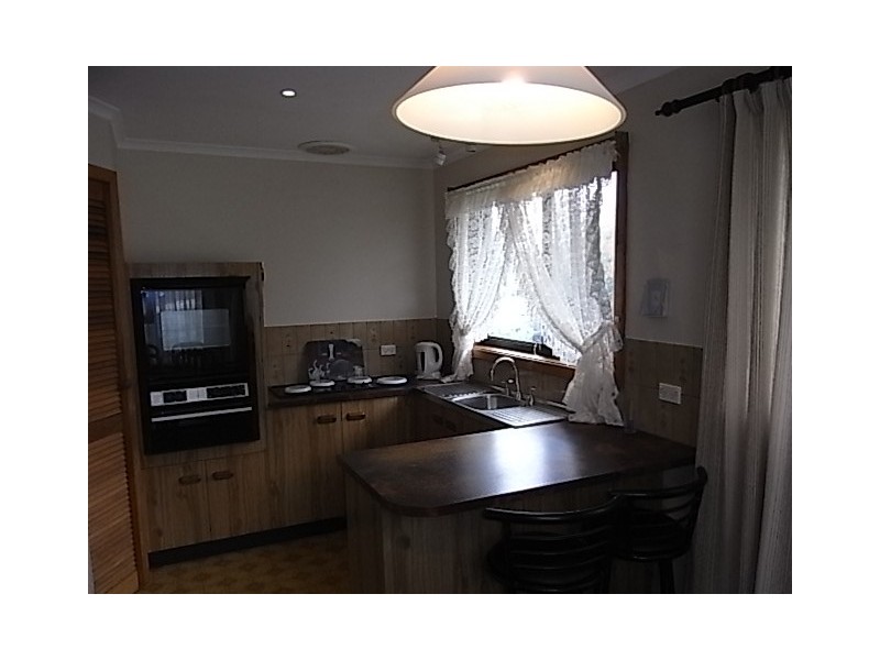 13 Makepeace Ave, Bicheno TAS 7215
