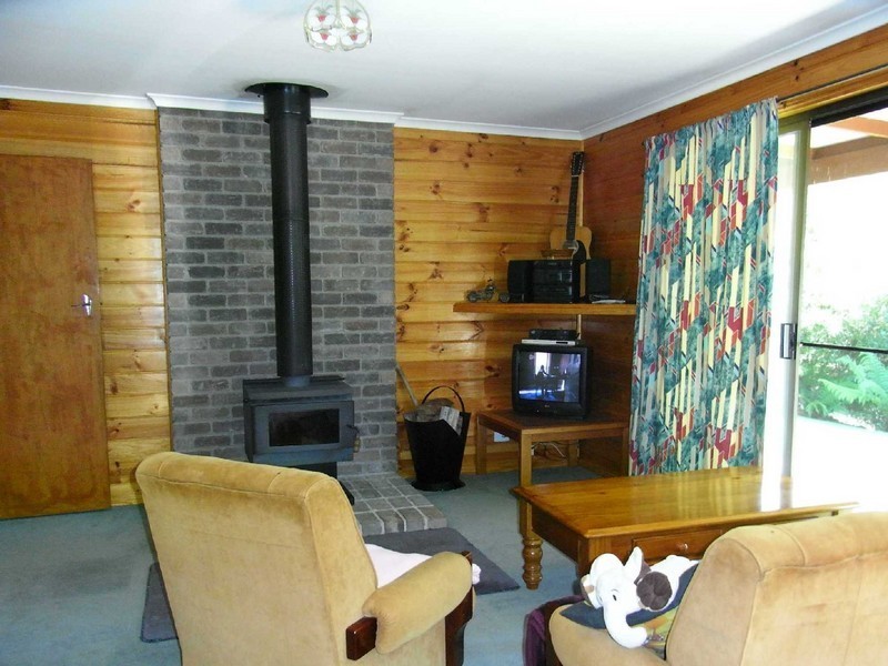 10 Brewis Place, Lake Leake TAS 7210