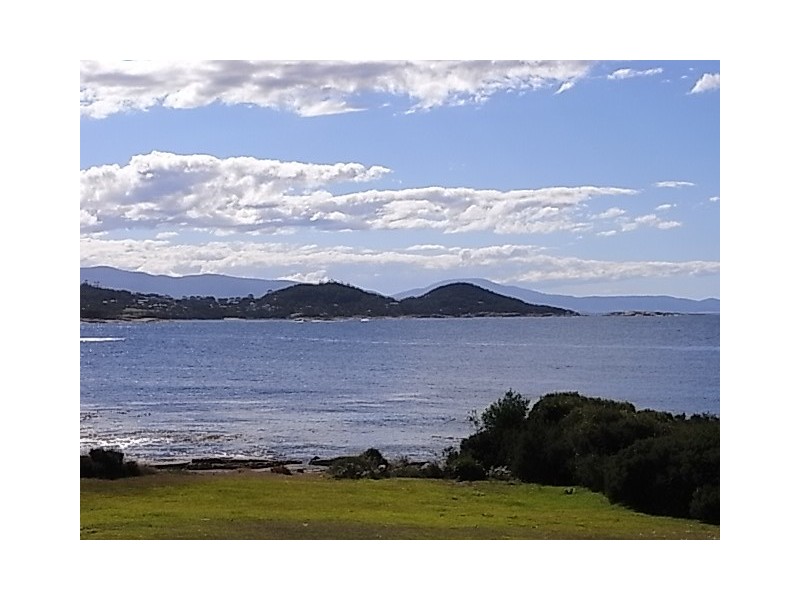 299 Harvey’s Farm Road, Bicheno TAS 7215