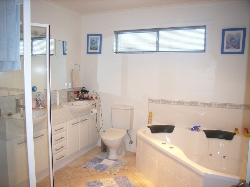 3/18 Meredith Court, Swansea TAS 7190