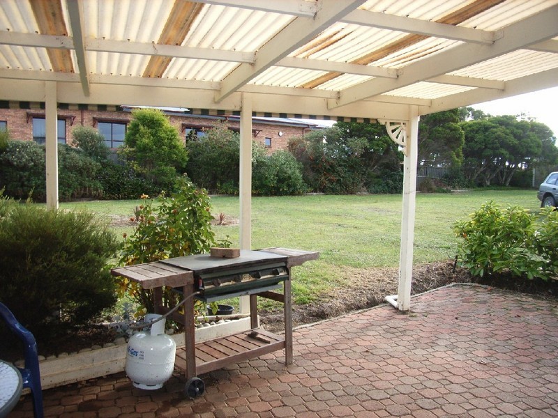 9 and 11 Bridge Street, Swansea TAS 7190