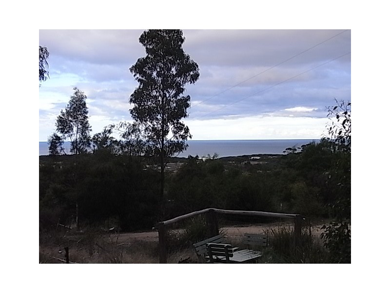 21 Deals Road, Bicheno TAS 7215