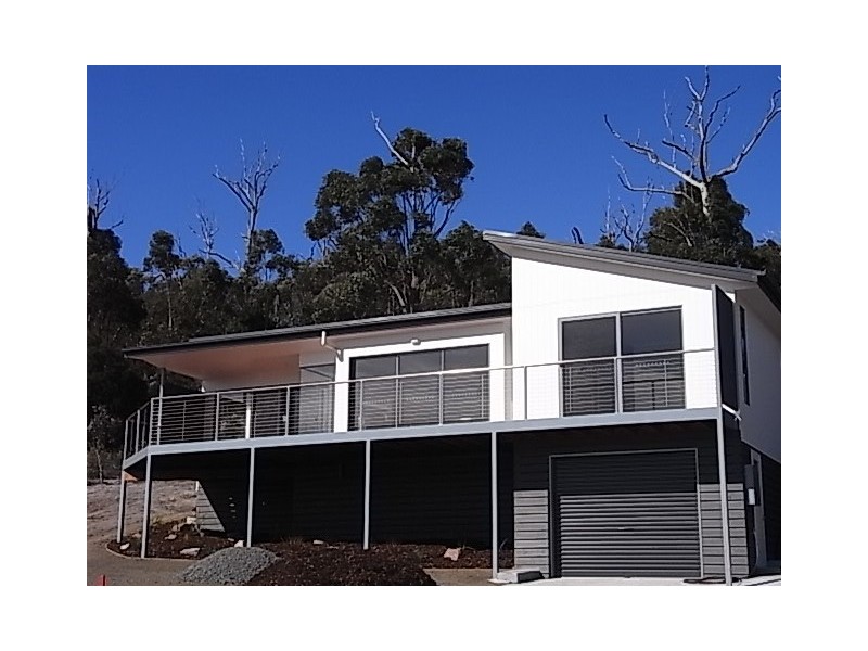9 Gordon Heights, Bicheno TAS 7215