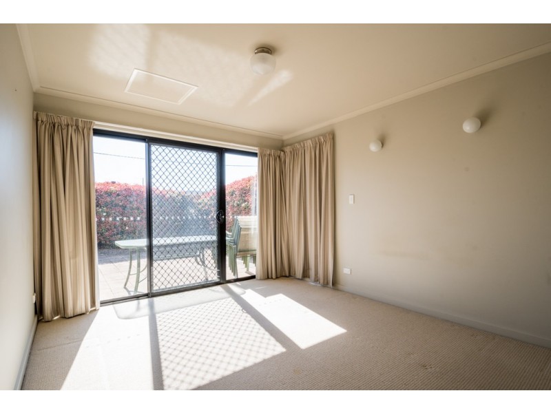 1/12 Julia Street, Swansea TAS 7190