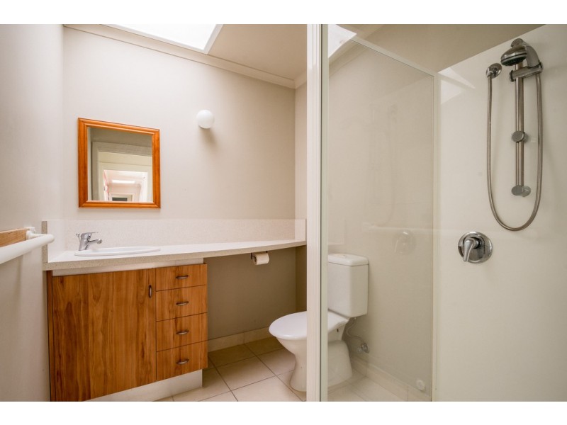 1/12 Julia Street, Swansea TAS 7190