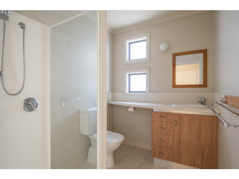1/12 Julia Street, Swansea TAS 7190