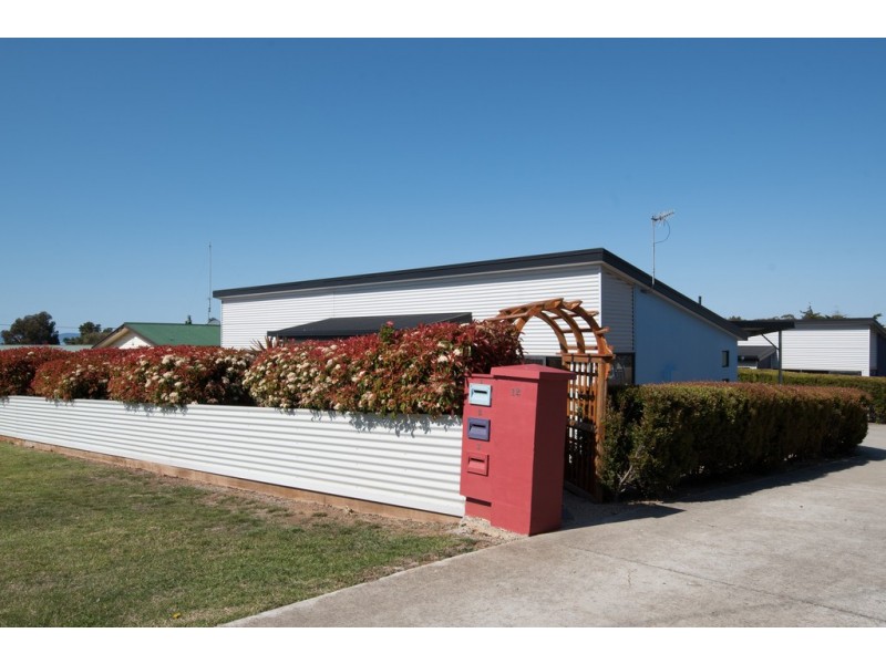 1/12 Julia Street, Swansea TAS 7190