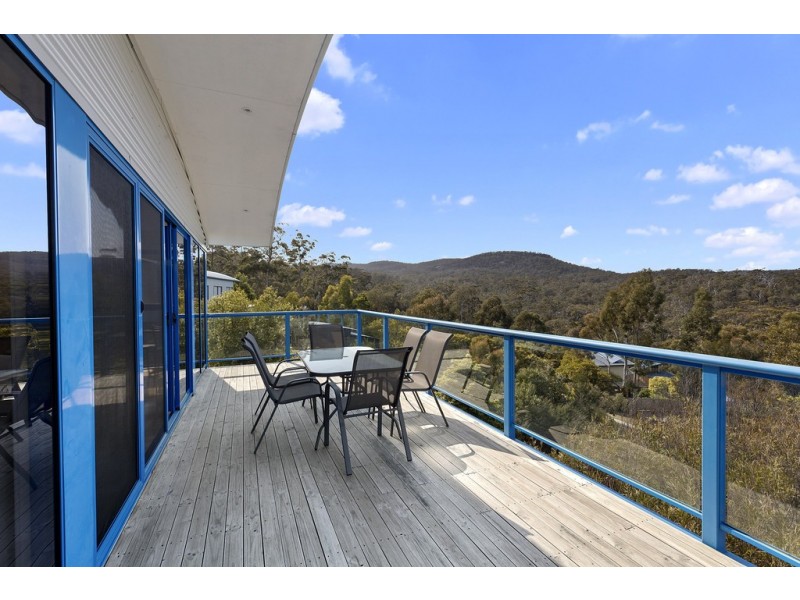25 Bradley Drive, Coles Bay TAS 7215