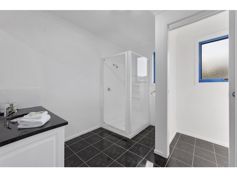 25 Bradley Drive, Coles Bay TAS 7215