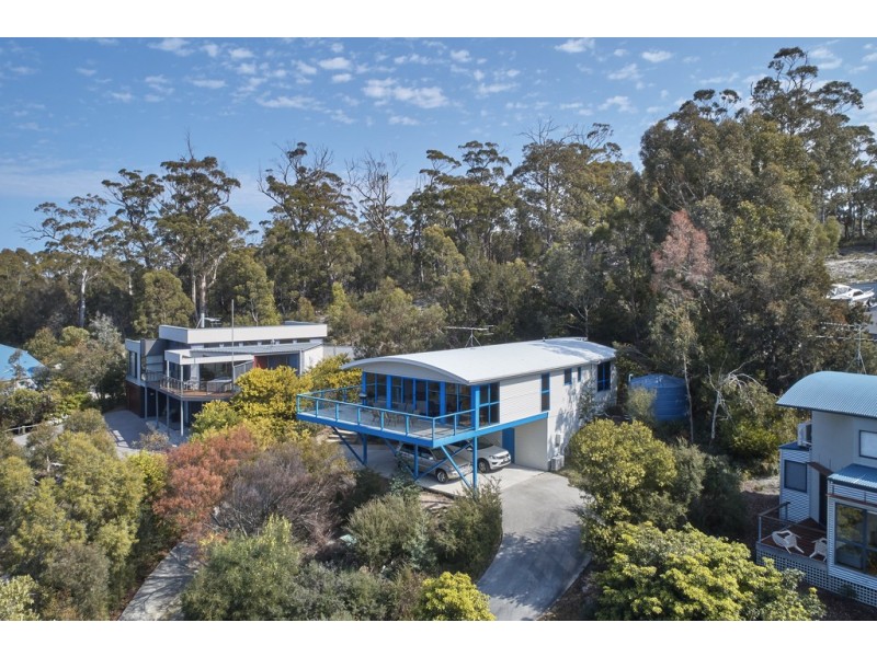 25 Bradley Drive, Coles Bay TAS 7215