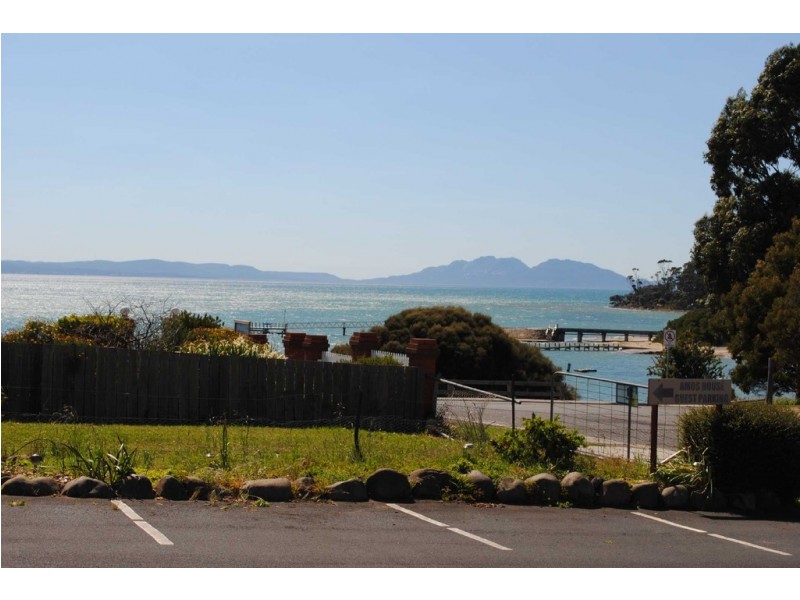 3 Maria Street, Swansea TAS 7190