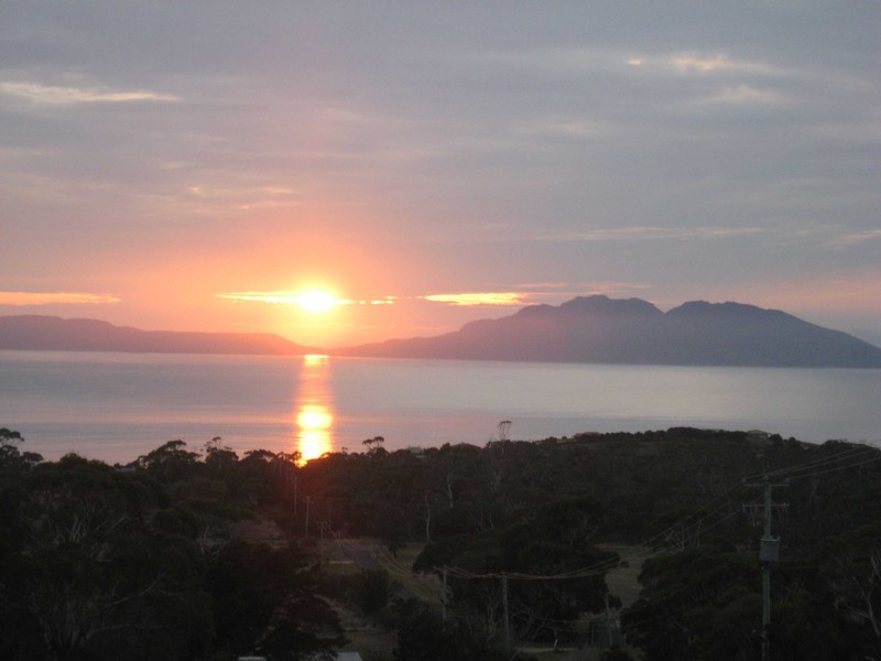 16 Cathcart Street, Swansea TAS 7190