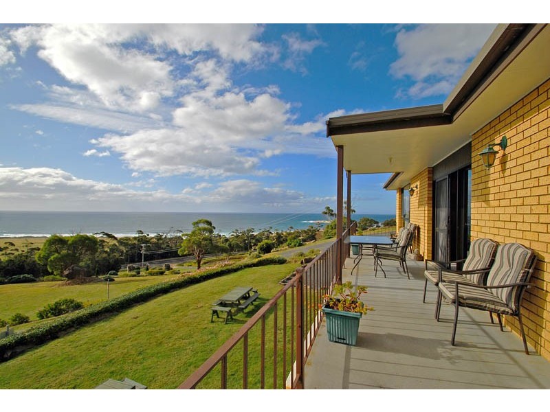 18067 Tasman Highway, Bicheno TAS 7215
