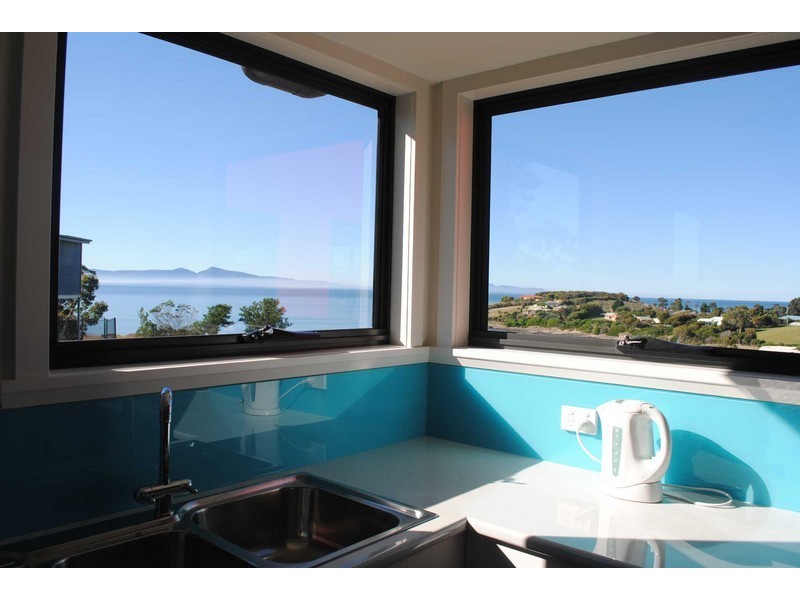 10 Freycinet Court, Swansea TAS 7190