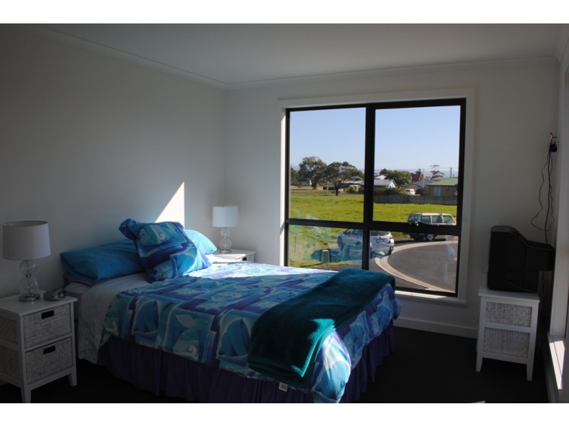 10 Freycinet Court, Swansea TAS 7190