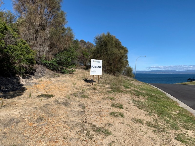 55 Hazards View Drive, Coles Bay TAS 7215