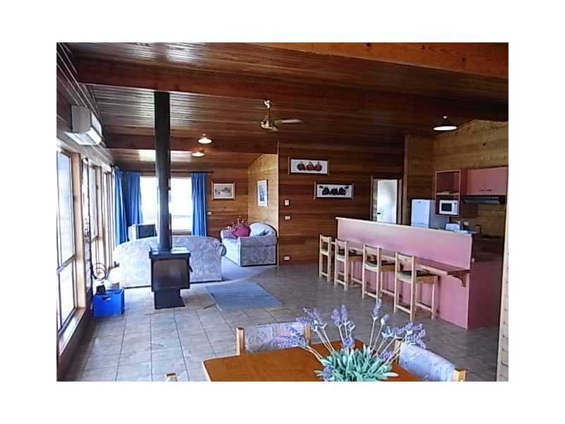 35 Jetty Road, Coles Bay TAS 7215