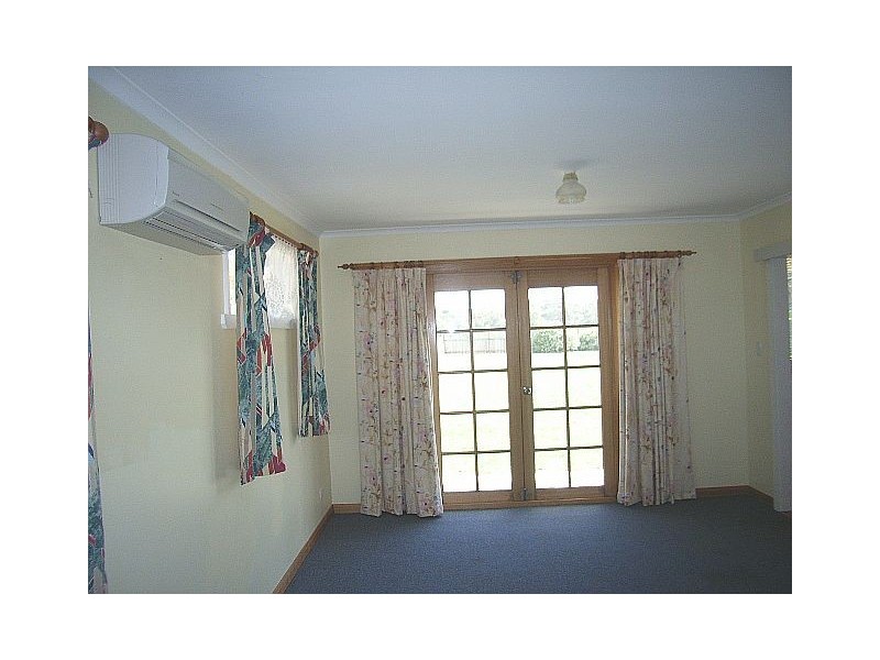 6 Wellington St, Swansea TAS 7190