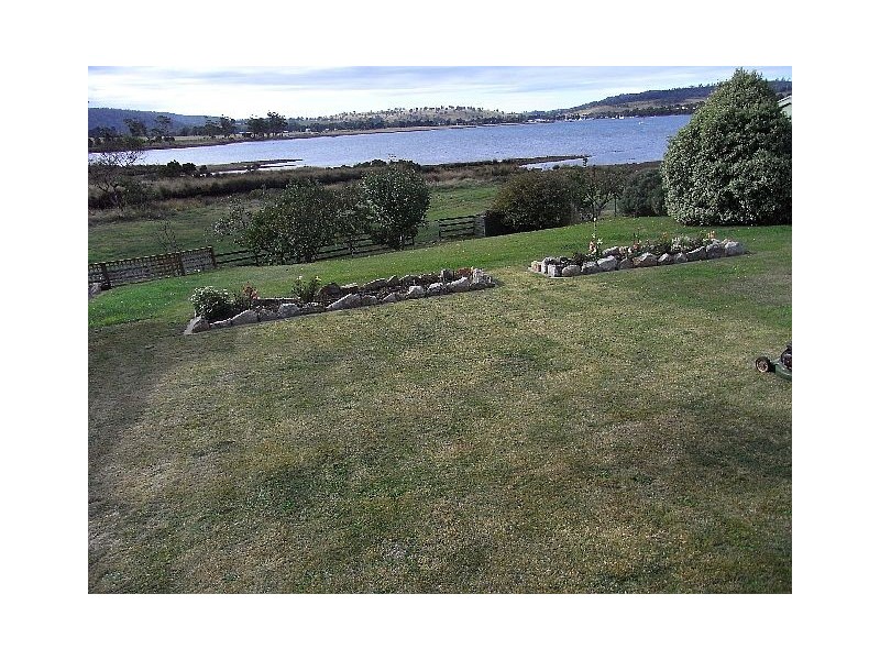 5 Barton Avenue, Orford TAS 7190