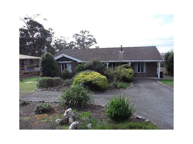 5 Barton Avenue, Orford TAS 7190