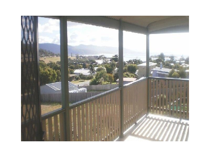 6 Gordon Heights, Bicheno TAS 7215