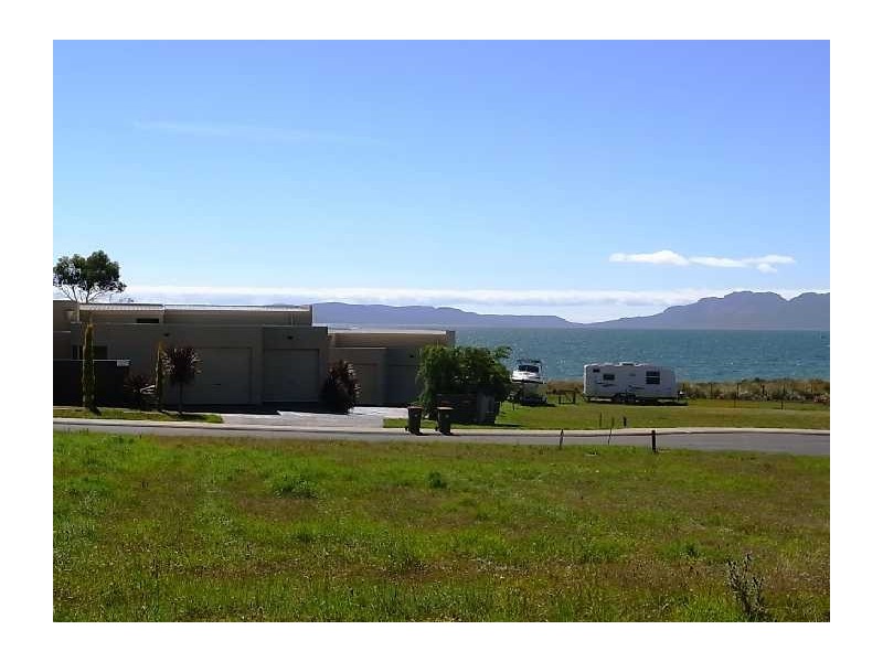 5 Aqua Sands Dr, Swansea TAS 7190