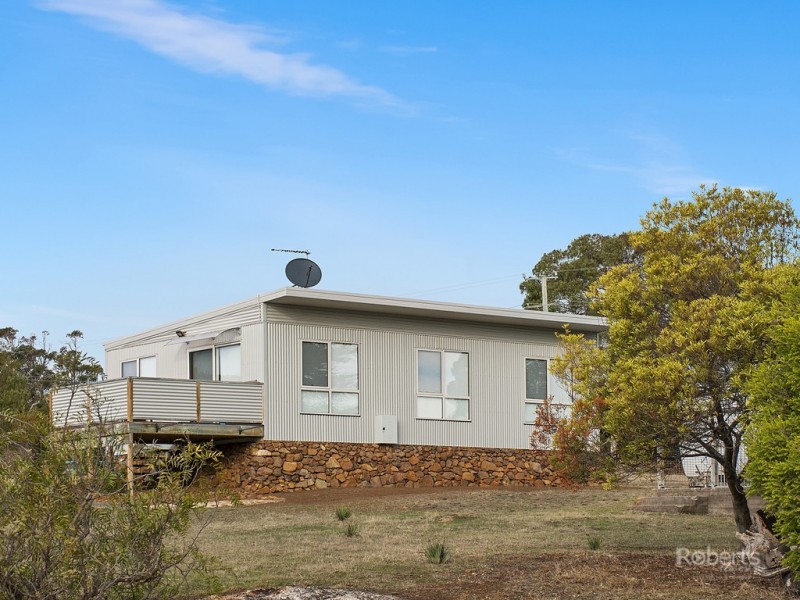 212 Gordon Street, Swansea TAS 7190