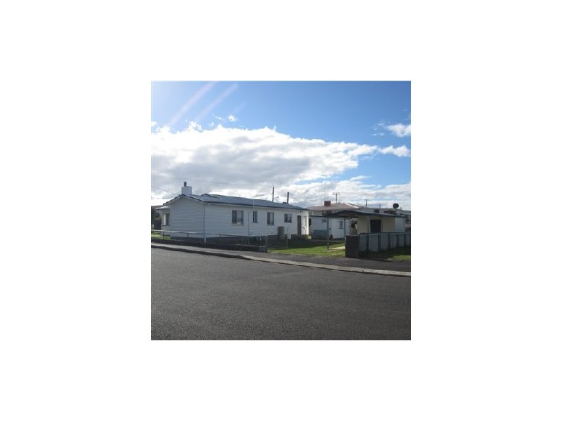 14 Victoria Street, Swansea TAS 7190
