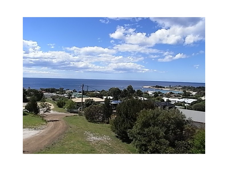 24 Banksia Street, Bicheno TAS 7215