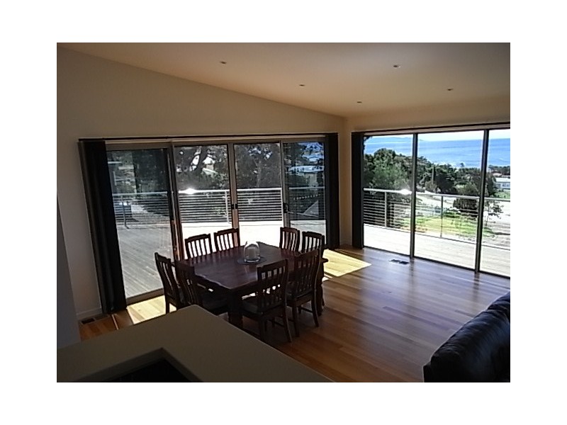 24 Banksia Street, Bicheno TAS 7215