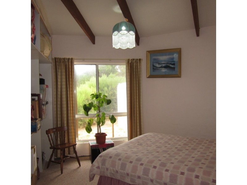 904 Dolphin Sands Road, Swansea TAS 7190