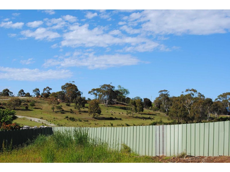 6 River Street, Swansea TAS 7190
