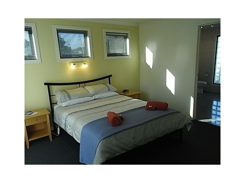 37 Oyster Bay Court, Coles Bay TAS 7215